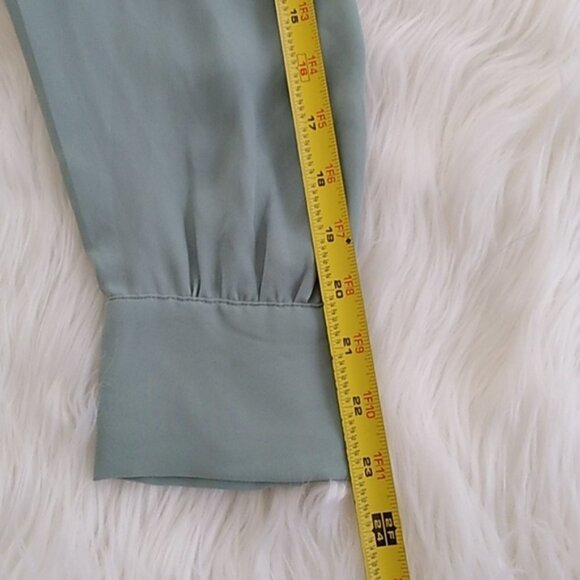 Who What Wear Long Sleeve Button Down Blouse - Picture 14 of 16